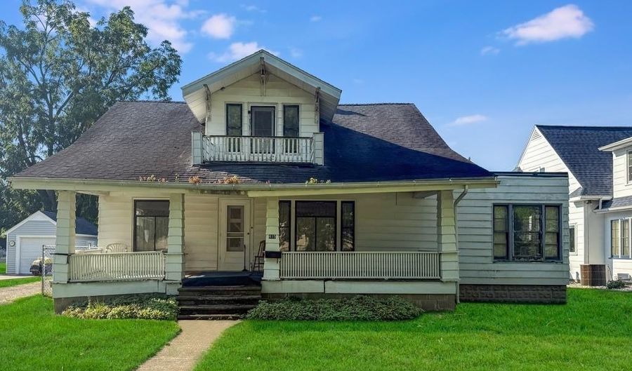 415 Elwell St, Alma, MI 48801 - 4 Beds, 2 Bath