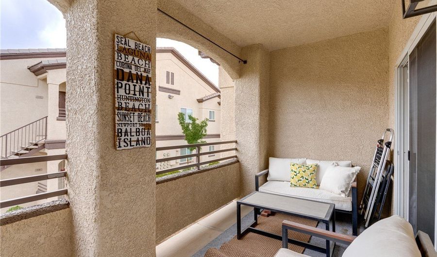 2291 W Horizon Ridge Pkwy 10259, Henderson, NV 89052 - 3 Beds, 2 Bath