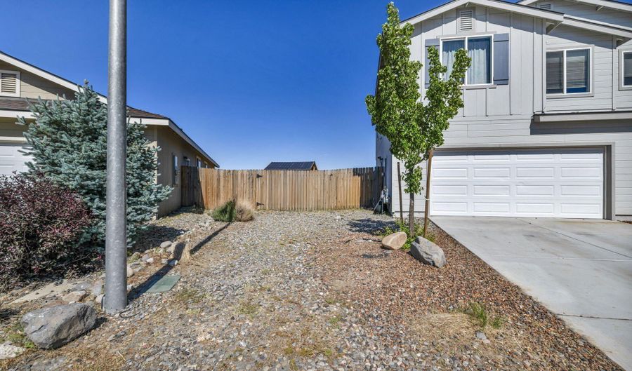 334 Granite Ct, Dayton, NV 89403 - 4 Beds, 3 Bath