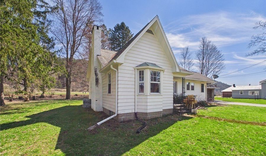 3508 Five Mile Rd, Allegany, NY 14706 - 4 Beds, 2 Bath