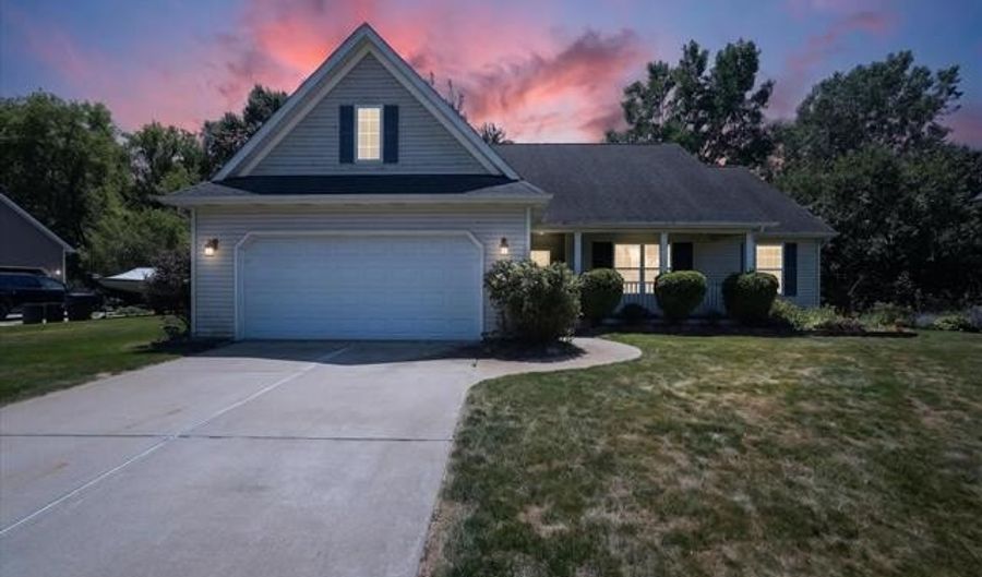 9161 Pine Walk Pass, Argentine, MI 48451 - 3 Beds, 3 Bath