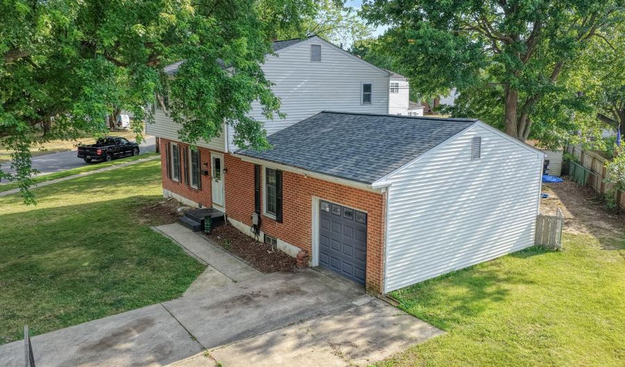 306 MACARTHUR Dr, Dover, DE 19901 - 4 Beds, 3 Bath