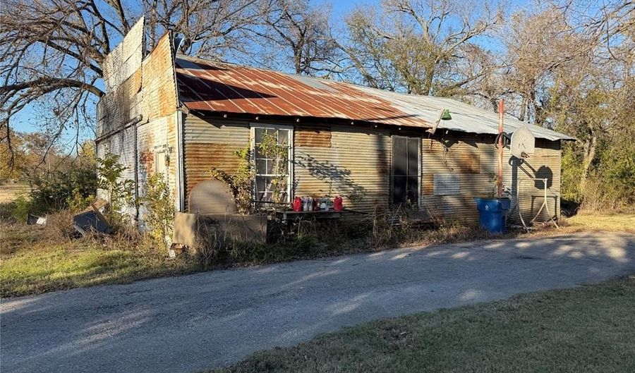 408 N Parkway Dr, Alvarado, TX 76009 - 0 Beds, 0 Bath