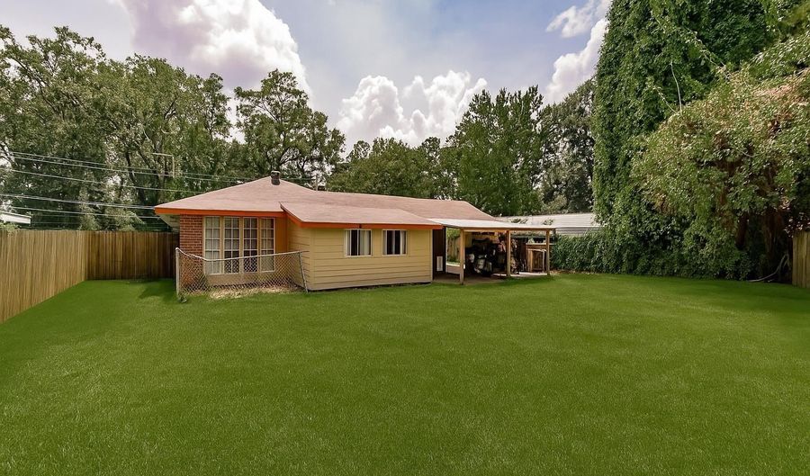10465 Gerald Dr, Baton Rouge, LA 70815 - 3 Beds, 2 Bath