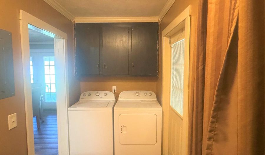 77 Hill St, Atmore, AL 36502 - 3 Beds, 2 Bath