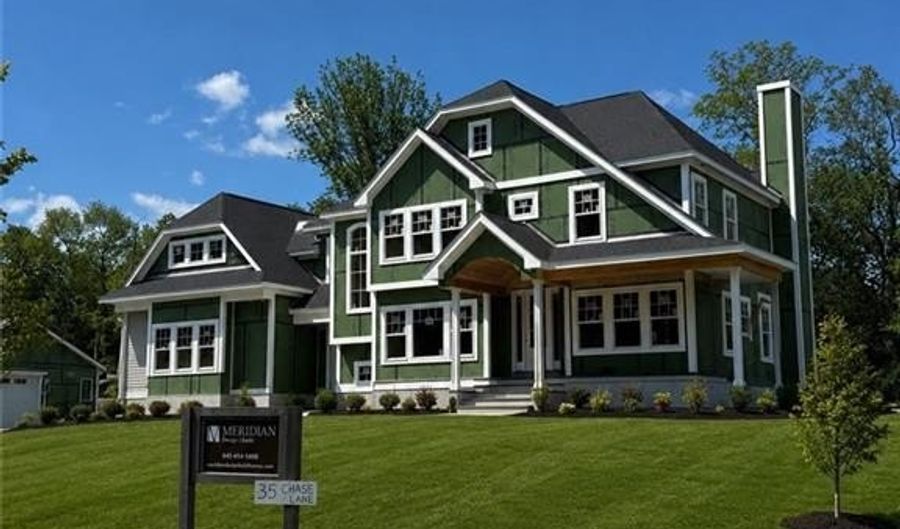35 Carrs Ln, North Kingstown, RI 02852 - 4 Beds, 4 Bath