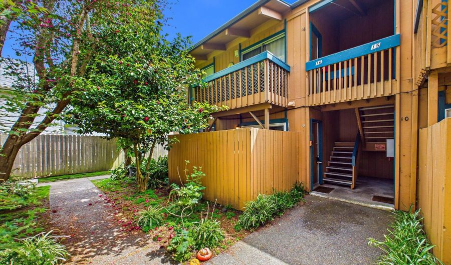 1080 8th # 9 St, Arcata, CA 95521 - 2 Beds, 2 Bath