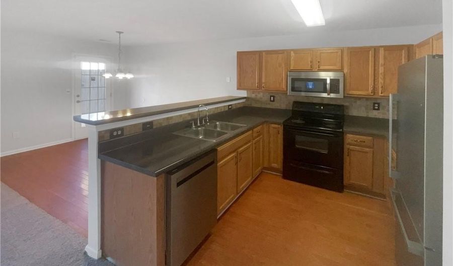 133 Princeton Ave, Adairsville, GA 30103 - 3 Beds, 3 Bath