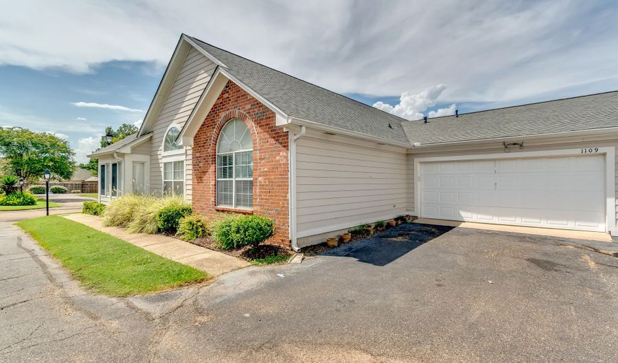 1109 Gerrits Lndg, Brandon, MS 39047 - 3 Beds, 2 Bath