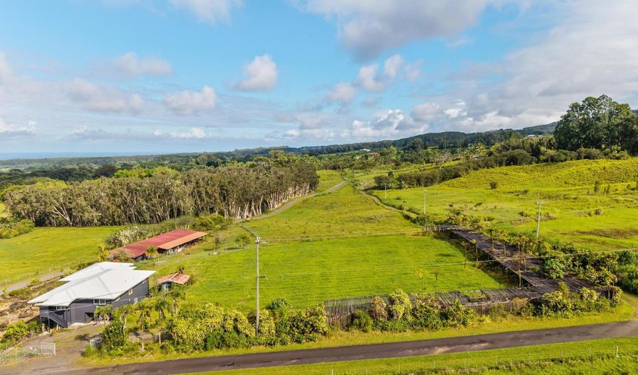 CHIN CHUCK RD, Hakalau, HI 96710 - 0 Beds, 0 Bath