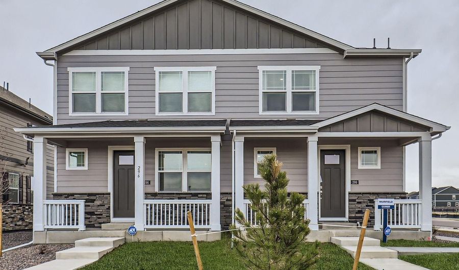 276 S Trussville St, Aurora, CO 80018 - 3 Beds, 3 Bath