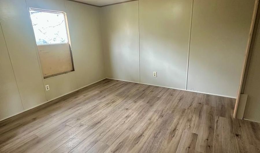280 24th Ave, Apalachicola, FL 32320 - 2 Beds, 2 Bath