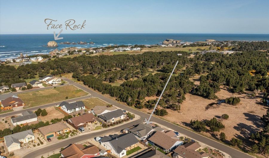 937 Carter St SW, Bandon, OR 97411 - 3 Beds, 2 Bath