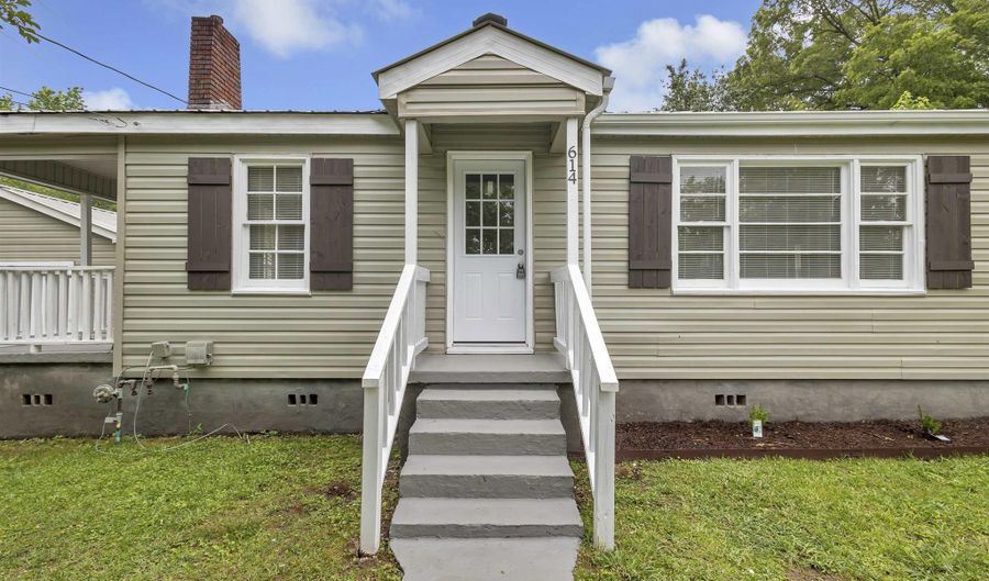 614 2nd St NE, Arab, AL 35016 - 3 Beds, 1 Bath