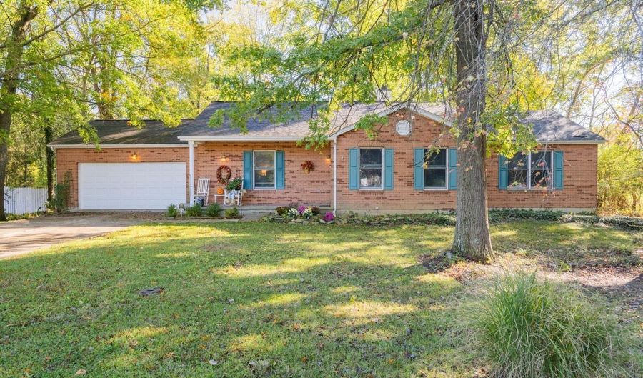 3596 Lake Meadow Dr, Amelia, OH 45102 - 3 Beds, 2 Bath