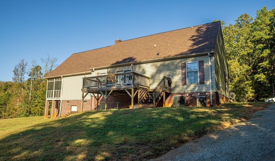4056 Cluster Springs Rd, Alton, VA 24520 - 3 Beds, 2 Bath