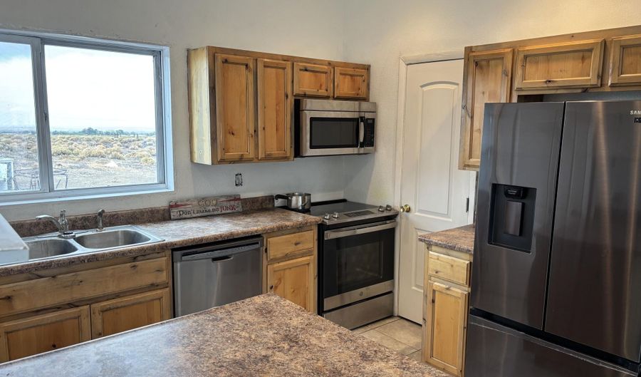 4500 Glenwood Dr, Fernley, NV 89408 - 3 Beds, 2 Bath