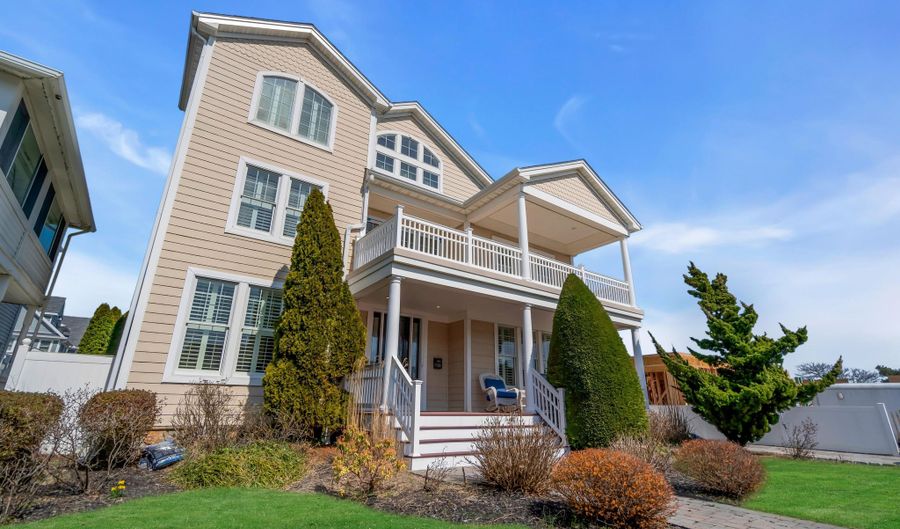 106 2nd Ave, Belmar, NJ 07719 - 4 Beds, 4 Bath