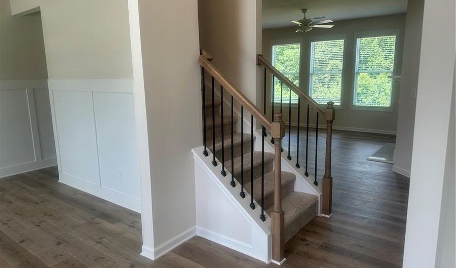 326 Rodeo Dr, Auburn, GA 30011 - 5 Beds, 3 Bath