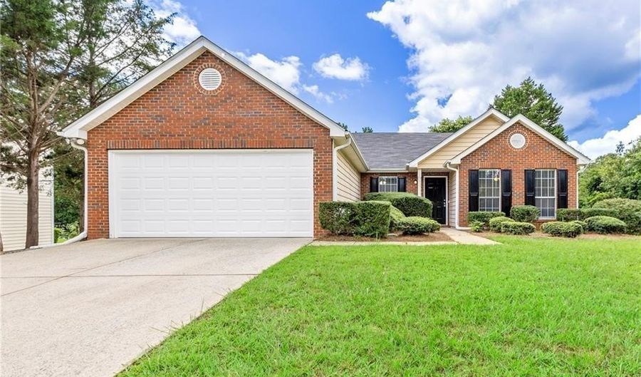 6020 Aderhold Way, Alpharetta, GA 30004 - 3 Beds, 2 Bath