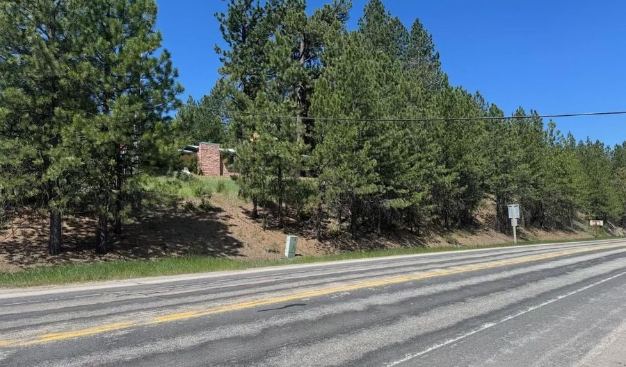 643 S Main St, Cascade, ID 83611 - 0 Beds, 0 Bath