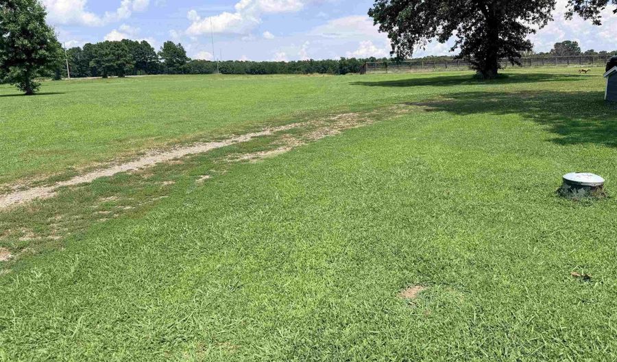 700 Strawberry Rd, Bald Knob, AR 72010 - 2 Beds, 2 Bath