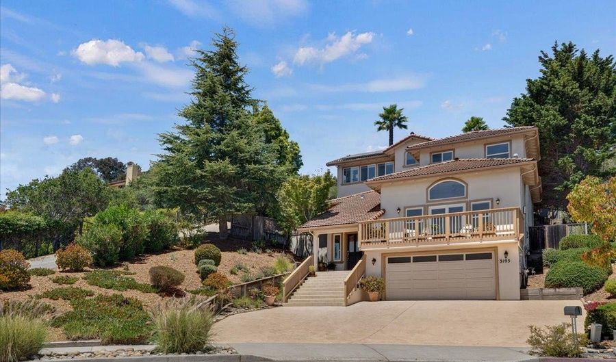3195 Corte Cabrillo, Aptos, CA 95003 - 4 Beds, 4 Bath