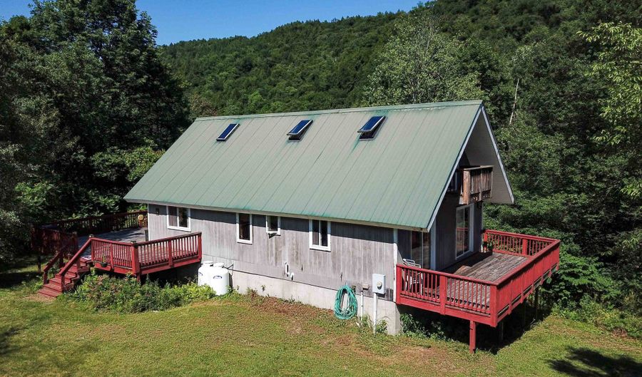 22 Lemery Rd, Braintree, VT 05060 - 3 Beds, 2 Bath