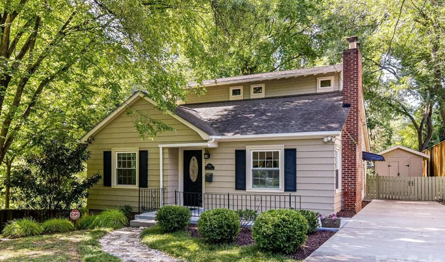 1824 Chestnut Ave, Charlotte, NC 28205 - 3 Beds, 2 Bath