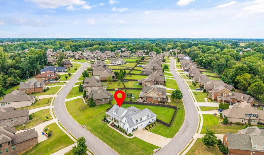 14689 Waterview Ln, Athens, AL 35613 - 4 Beds, 4 Bath