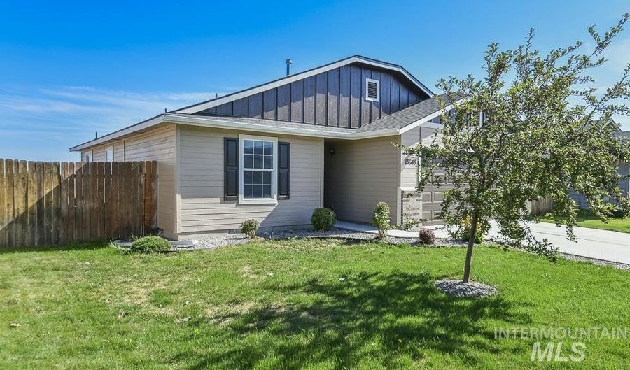 13648 Orlando St, Caldwell, ID 83607 - 3 Beds, 2 Bath