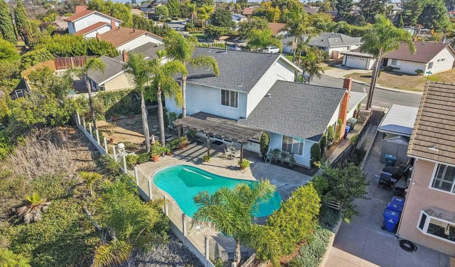 6785 Edmonton Ave, San Diego, CA 92122 - 5 Beds, 3 Bath