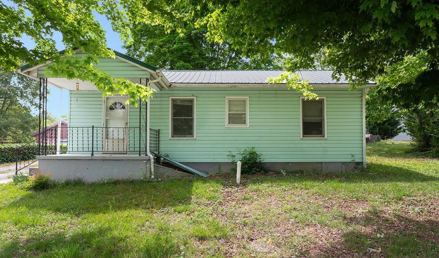 110 Hammonds Rd, Athens, TN 37303 - 3 Beds, 1 Bath