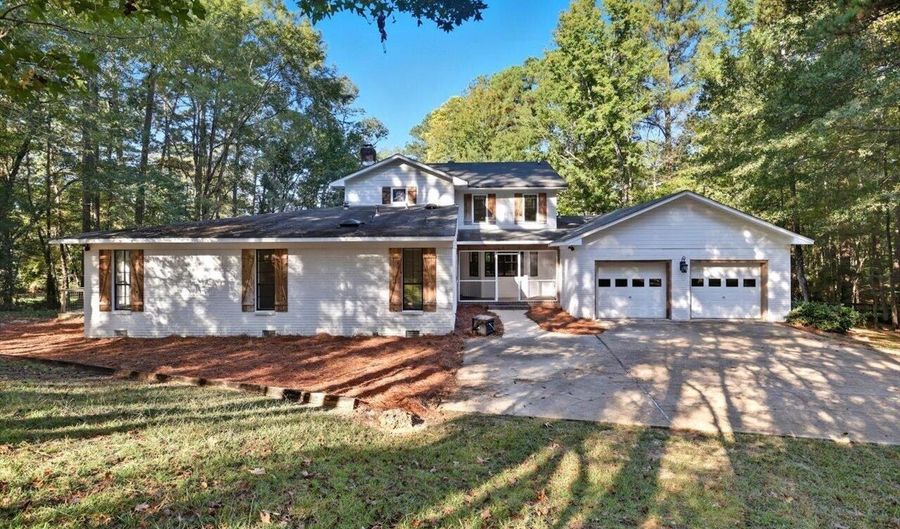 345 Lakeway Dr, Brandon, MS 39047 - 4 Beds, 4 Bath