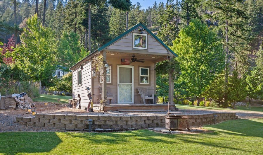 461 Glacier Loop Rd, Bayview, ID 83803 - 0 Beds, 0 Bath