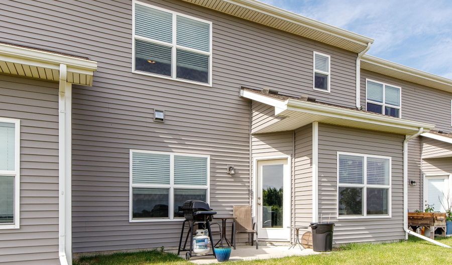 3025 NE 2nd Ln, Ankeny, IA 50021 - 3 Beds, 3 Bath