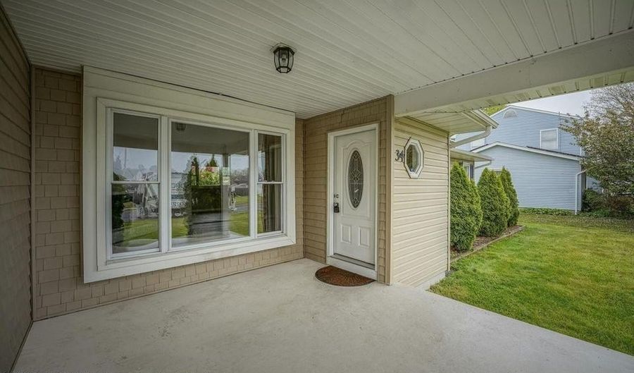 34 Bell St, Bayville, NJ 08721 - 3 Beds, 2 Bath