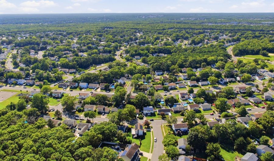 201 Pacific Ave, Barnegat, NJ 08005 - 3 Beds, 2 Bath
