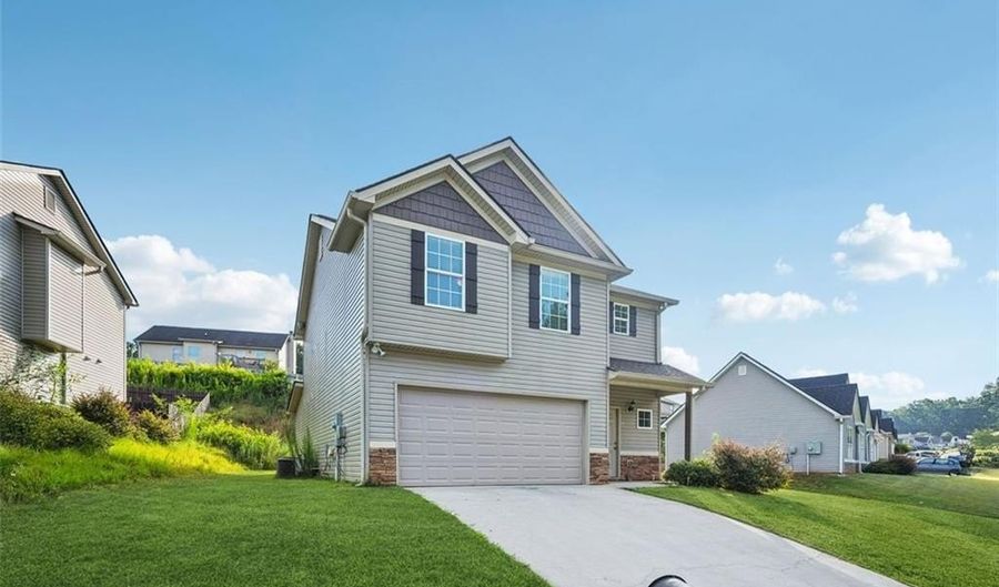 453 Highland Pointe Dr, Alto, GA 30510 - 3 Beds, 3 Bath