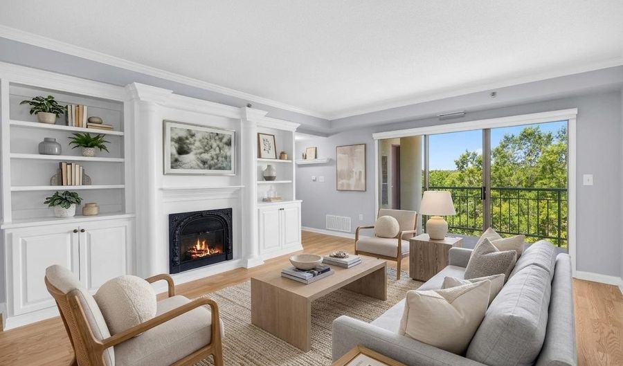 545 E BRADDOCK Rd 408, Alexandria, VA 22314 - 3 Beds, 2 Bath