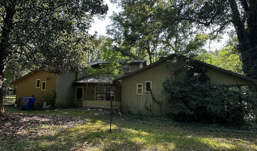 137 Shorter Rd, Braxton, MS 39044 - 3 Beds, 3 Bath