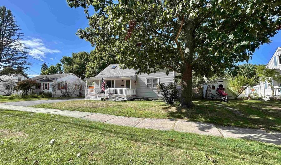 2083 North Ave, Burlington, VT 05408 - 4 Beds, 2 Bath