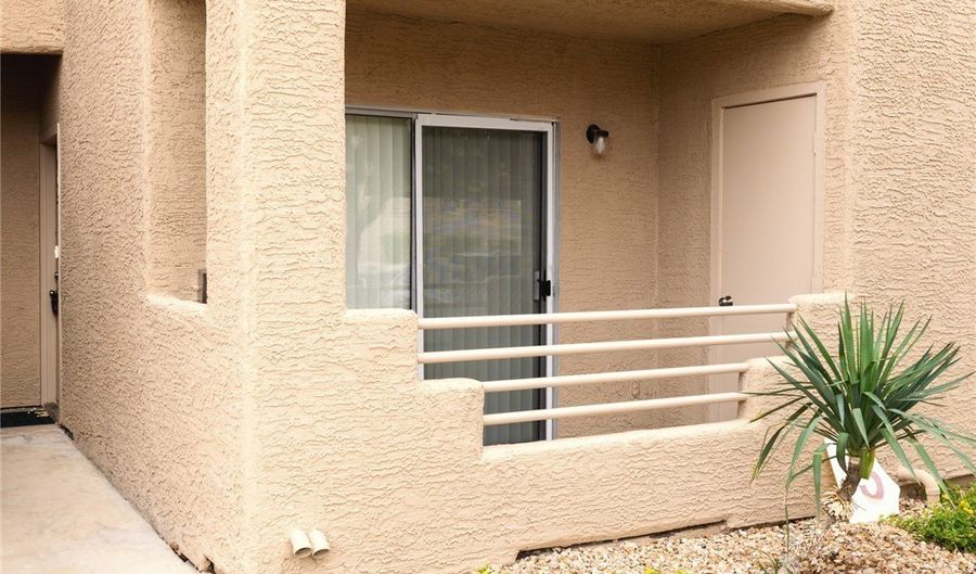 2191 Bay Club Dr 102, Laughlin, NV 89029 - 2 Beds, 2 Bath