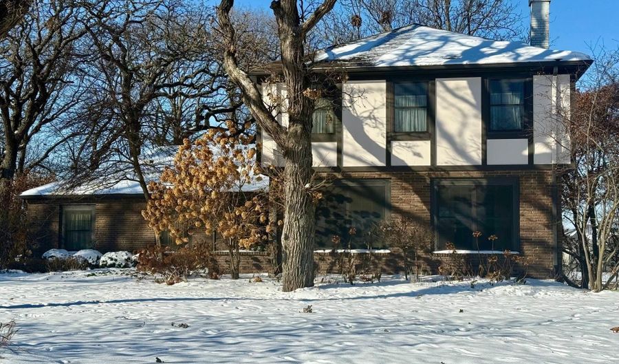 2822 Country Club Dr, Atlantic, IA 50022 - 4 Beds, 3 Bath