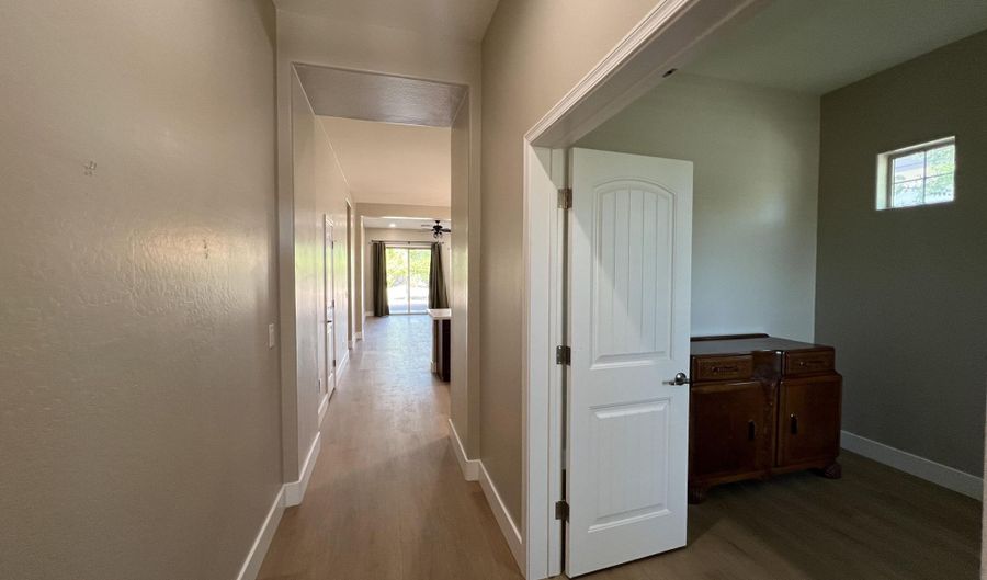 20480 W POINT RIDGE Rd, Buckeye, AZ 85396 - 3 Beds, 2 Bath