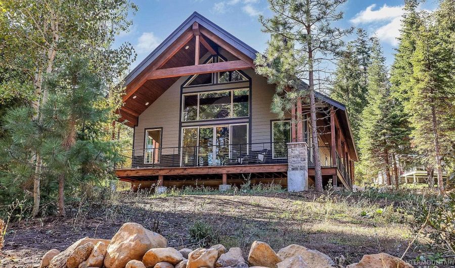 1 Caribou Pkwy, Cascade, ID 83611 - 3 Beds, 2 Bath