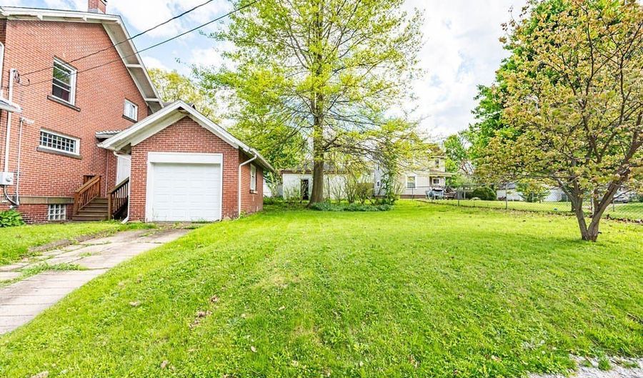 1005 S Freedom Ave, Alliance, OH 44601 - 3 Beds, 1 Bath
