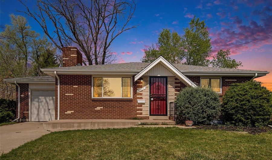 8209 Benton Way, Arvada, CO 80003 - 4 Beds, 2 Bath