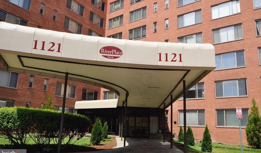 1121 ARLINGTON Pl 503, Arlington, VA 22209 - 1 Beds, 1 Bath