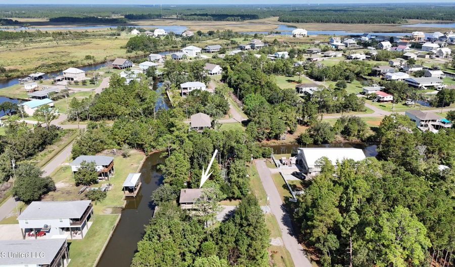 5037 Oklahoma St, Bay St. Louis, MS 39520 - 2 Beds, 1 Bath